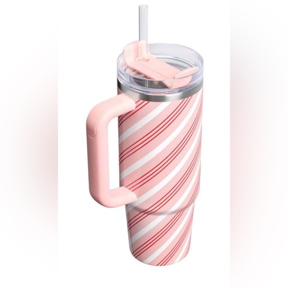 Stanley 30 oz Stainless Steel
H2.0 FlowState Quencher Tumbler Strawberry Twist - Picture 3 of 4